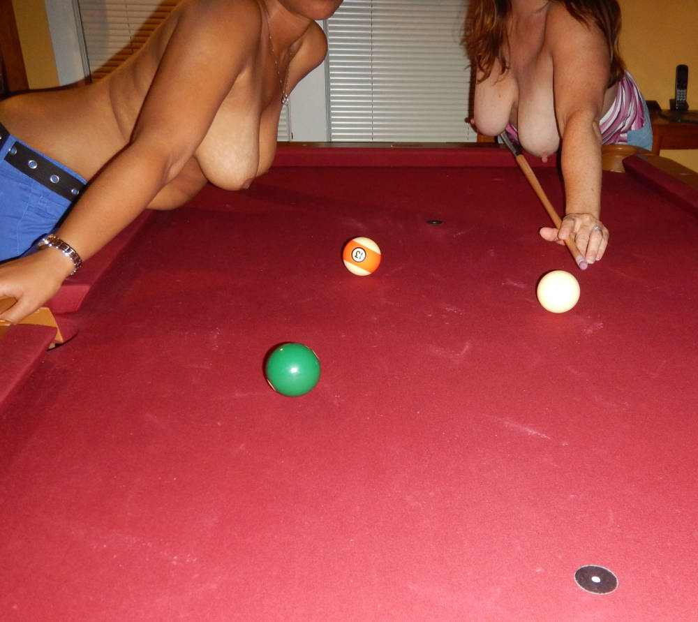 Pic #1 Large tits of my wife - Britsgal