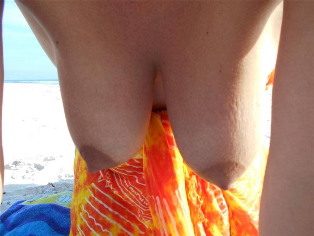 Pic #1 Large tits of my wife - Leggs