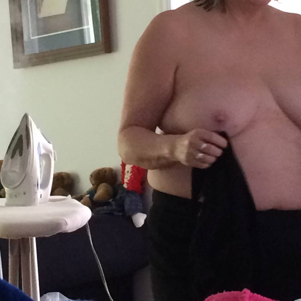 Pic #1 Medium tits of my wife - kimberly