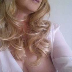 My medium tits - kelly 