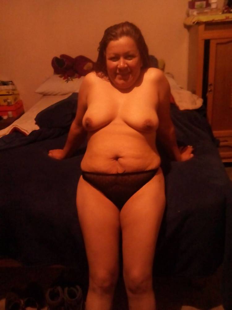 Pic #1 My very small tits - betty