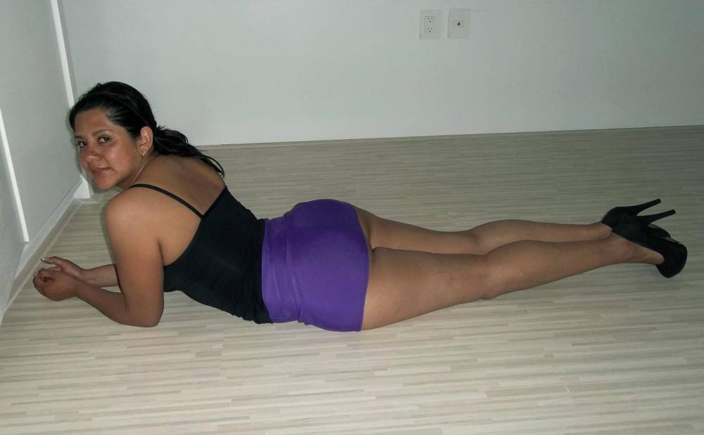 Pic #1 My ex-girlfriend's ass - mi novia