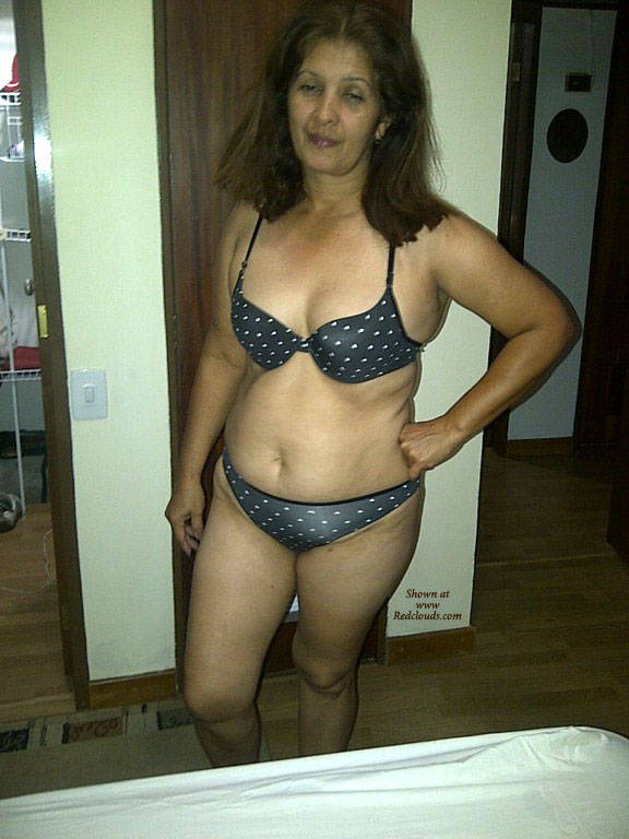 Pic #1La Enfermera Maracucha III - Blowjob, Brunette