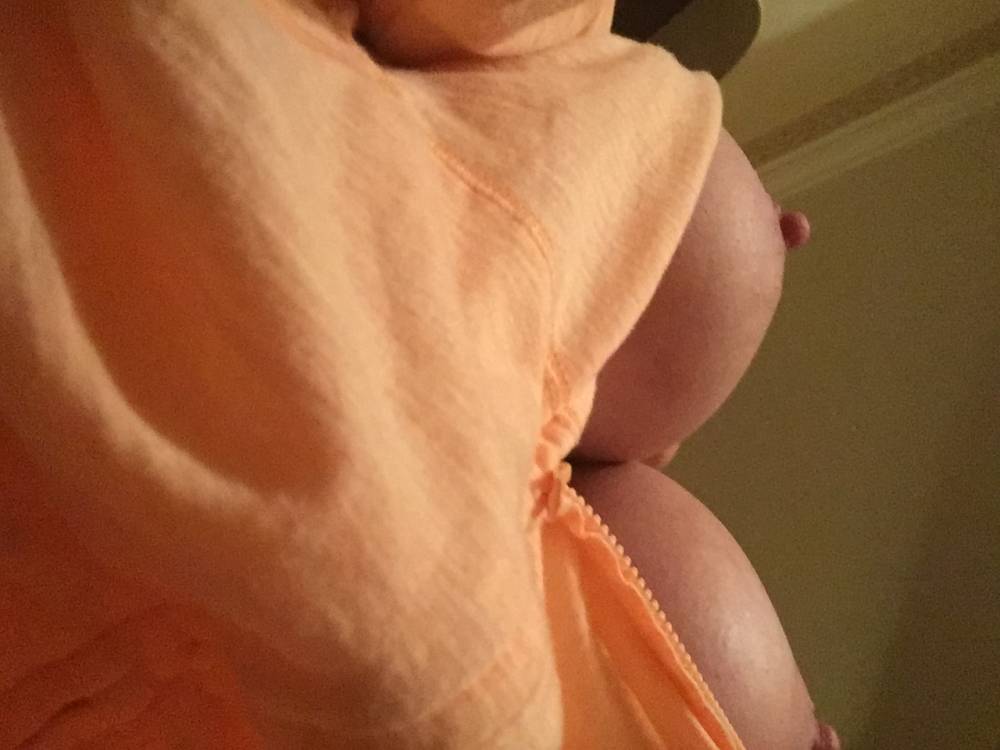 Pic #1 My large tits - Jennifer