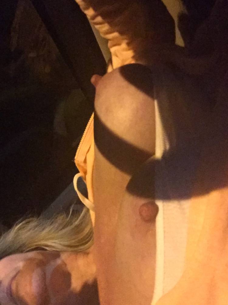 Pic #1 My large tits - Jennifer