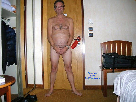 Pic #1 M* Esibizionista