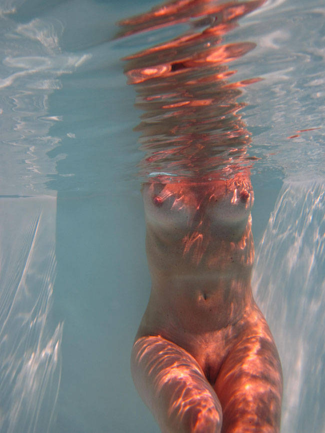 Pic #1 Medium tits of my wife - Miss Saintex