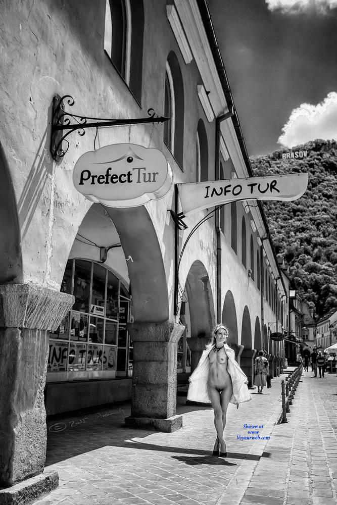 Pic #1Laura Von S On Tour - Public Exhibitionist, Flashing, Public Place