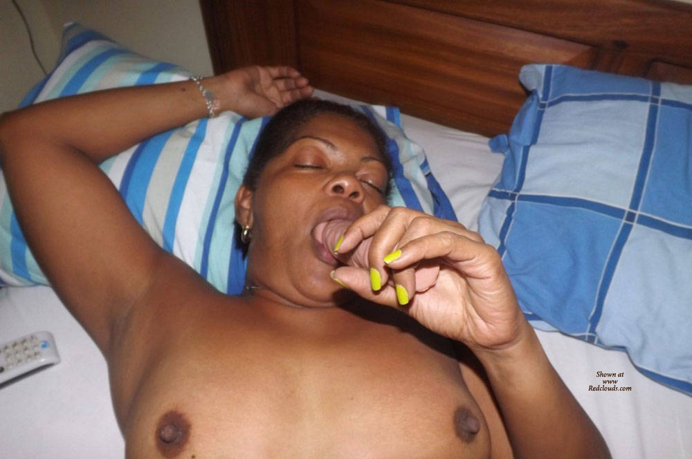 Pic #1La Peluquera Loca XV - Pussy Fucking, Penetration Or Hardcore, Ebony, Close-ups, Shaved