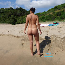 Pic #1 Wife - Beach, Brunette, Wife/wives