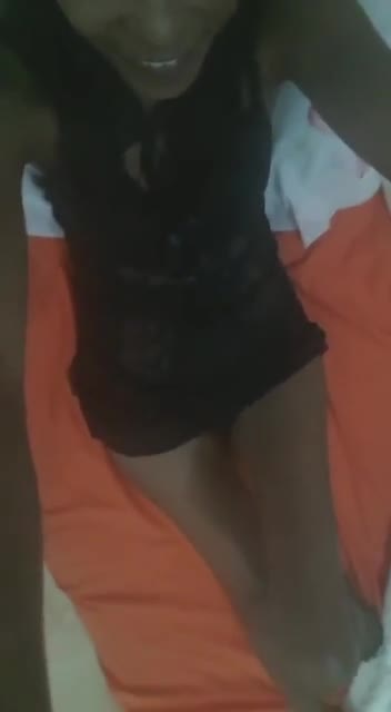 Pic #1I'm Back With A Wet Pussy - Brunette