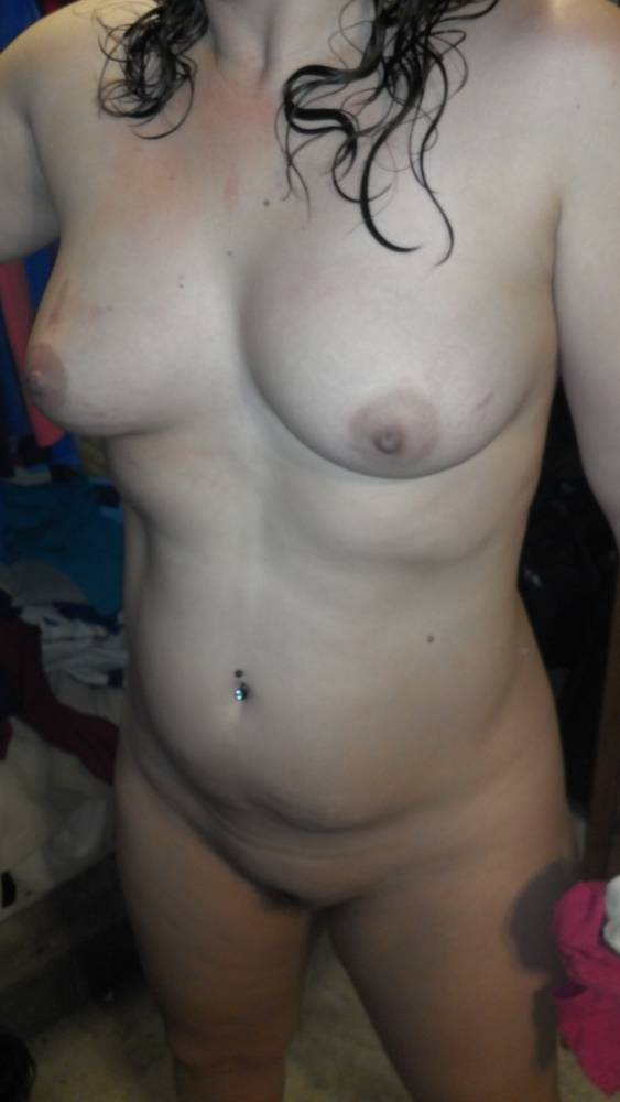 Pic #1 Medium tits of my wife - Katt