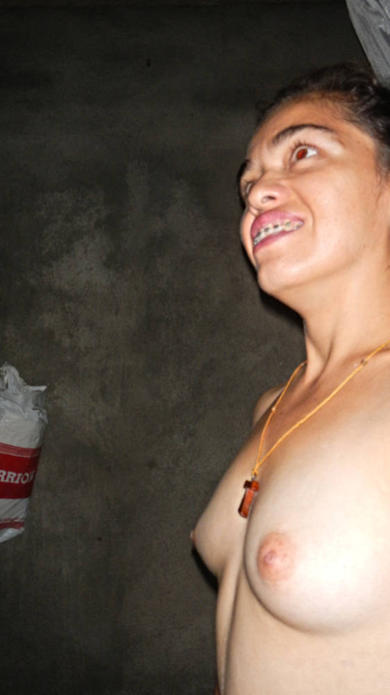 Pic #1 Small tits of my wife - Monjita