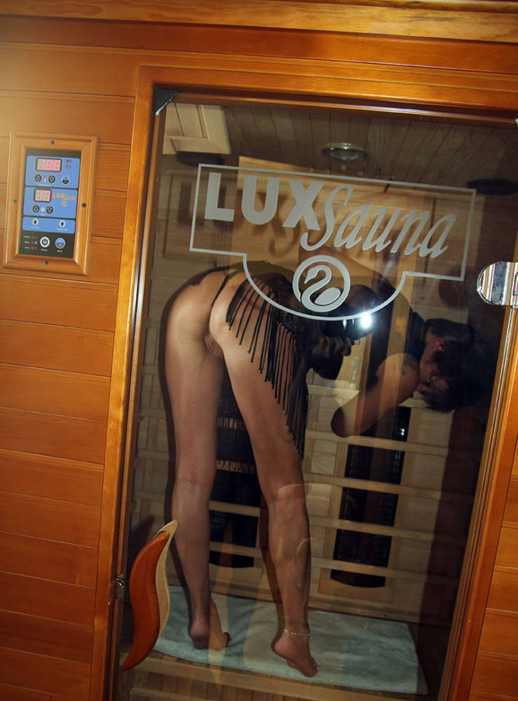 Pic #1 My wife's ass - Sexy51