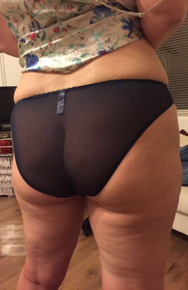 Pic #1 My wife's ass - Natt