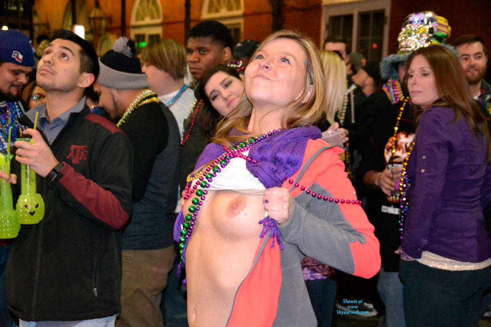 Pic #1Mardi Gras 2016 - Topless Girls