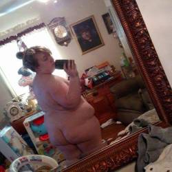 Medium tits of a co-worker - Lindsay 