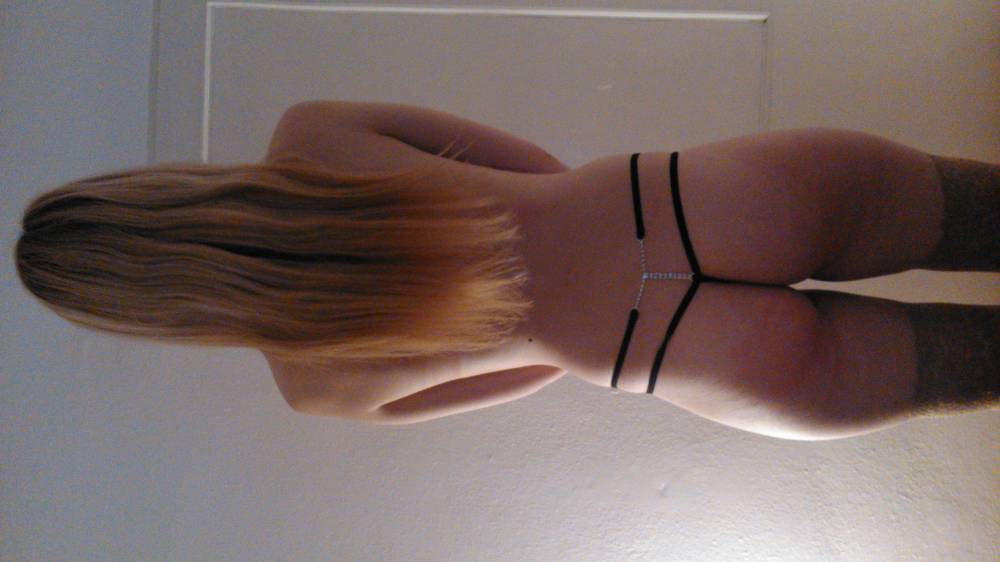 Pic #1 My wife's ass - Nastya