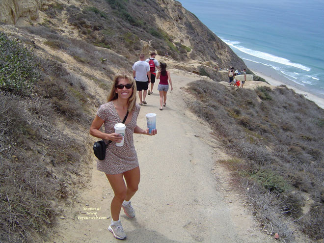 Pic #1Brunette: At Blacks Beach