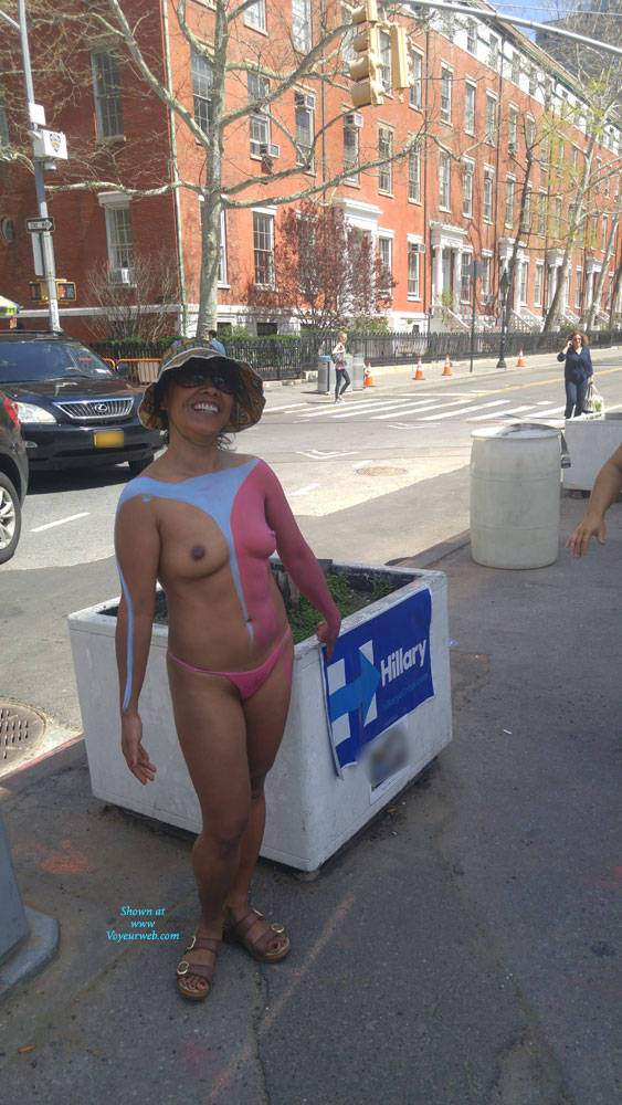 Pic #1Naked In NYC... Broad Daylight  - Public Exhibitionist, Brunette, Big Tits, Public Place