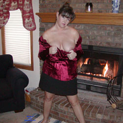 Pic #1 Sexy Mature Wife - Big Tits, Brunette, High Heels Amateurs, Mature, Wife/wives