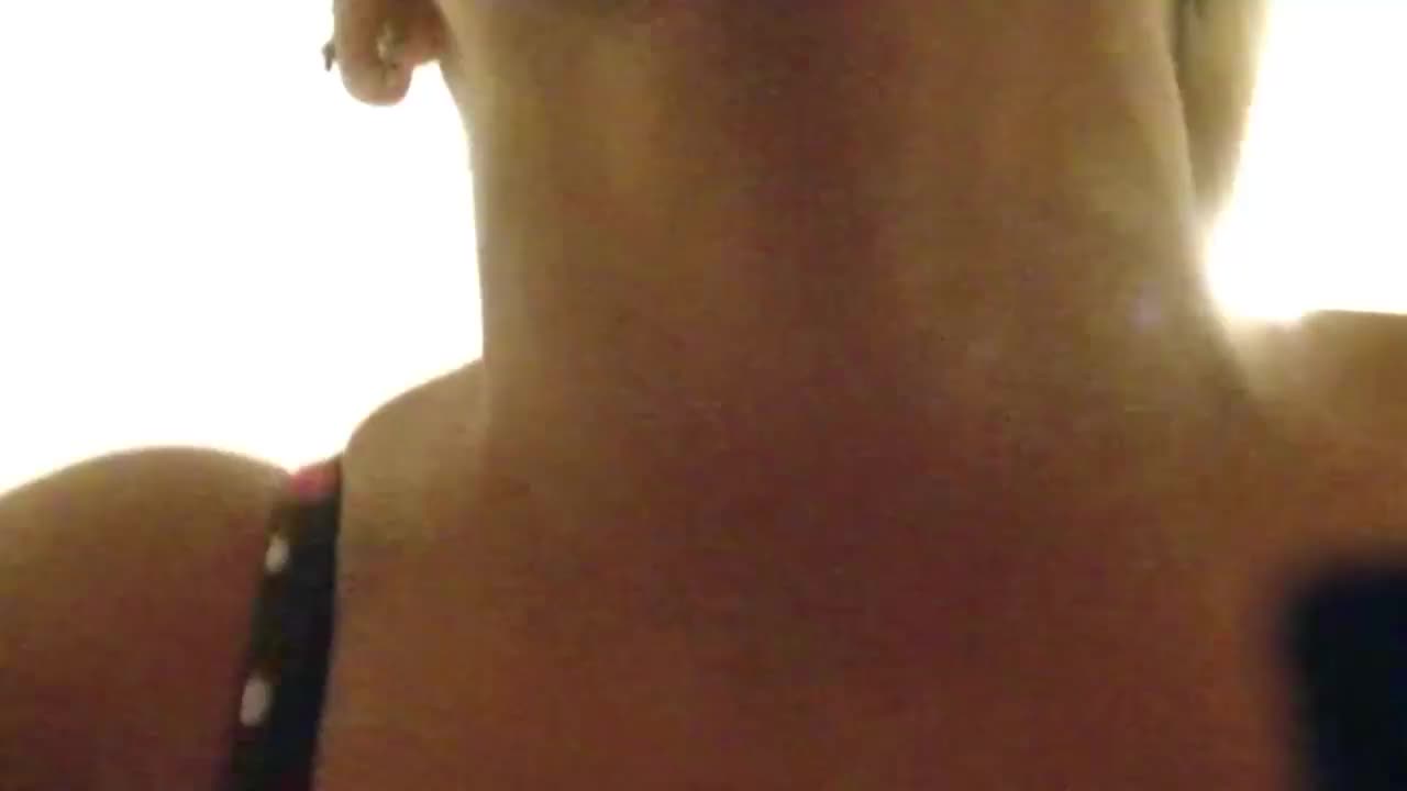 Pic #1Mi Vecina y Yo - Blowjob, Brunette, Penetration Or Hardcore