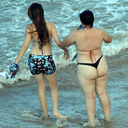 Pic #1 Tamandare Beach, Brazil - Beach Voyeur, Bikini Voyeur