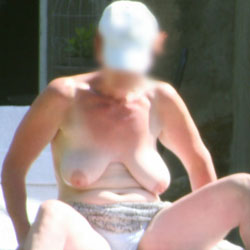 Pic #1Neighbor Under The Sun  - Big Tits, Voyeur