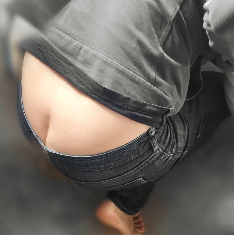 Pic #1 My wife's ass - AAASandy