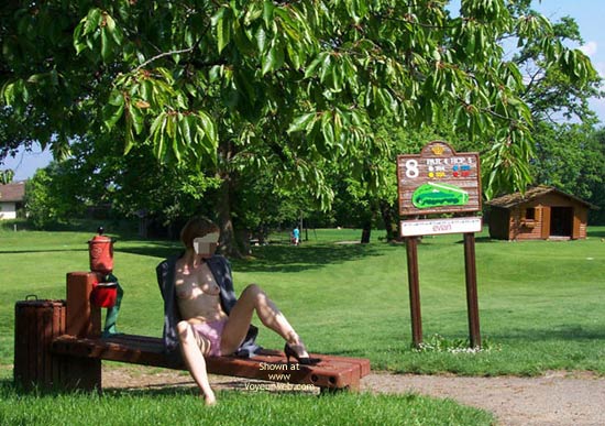 Pic #1Julie Hsavoie 4