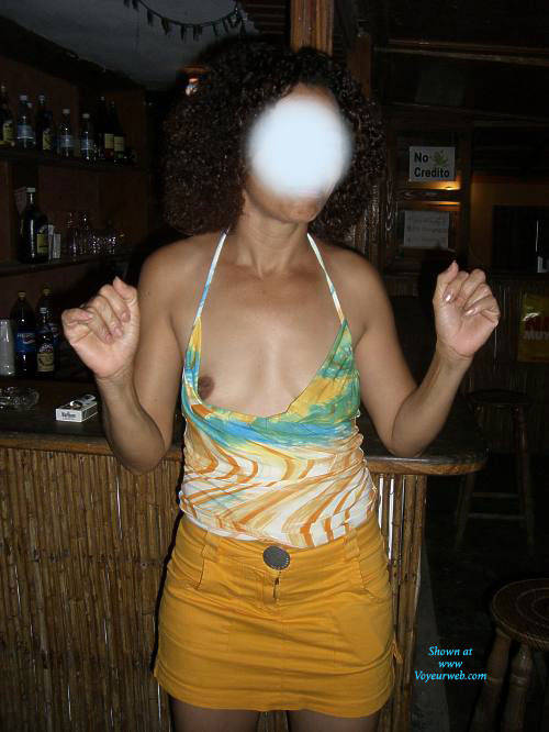Pic #1Geile Alte Latina - Public Exhibitionist, Flashing, Public Place