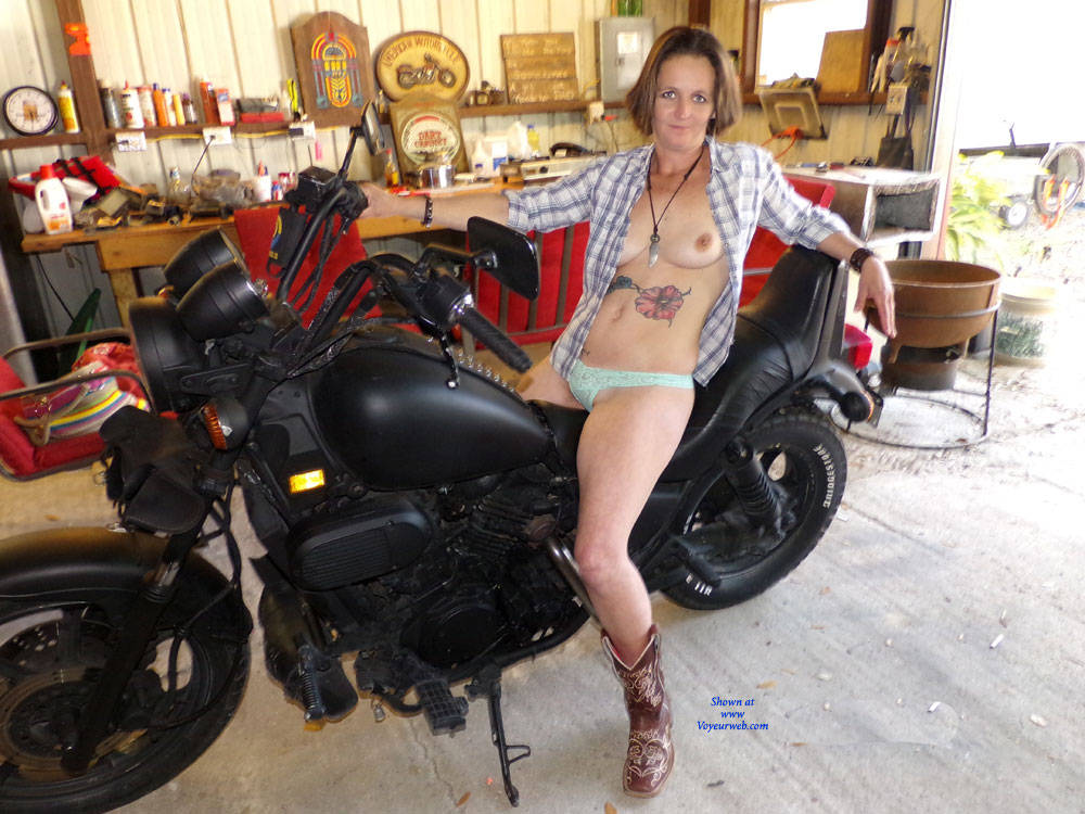 Pic #1Camp Time - Wife/wives, Brunette, Tattoos