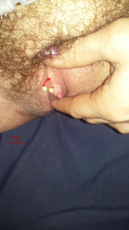 Pic #1Playn Around - Bush Or Hairy, Close-ups