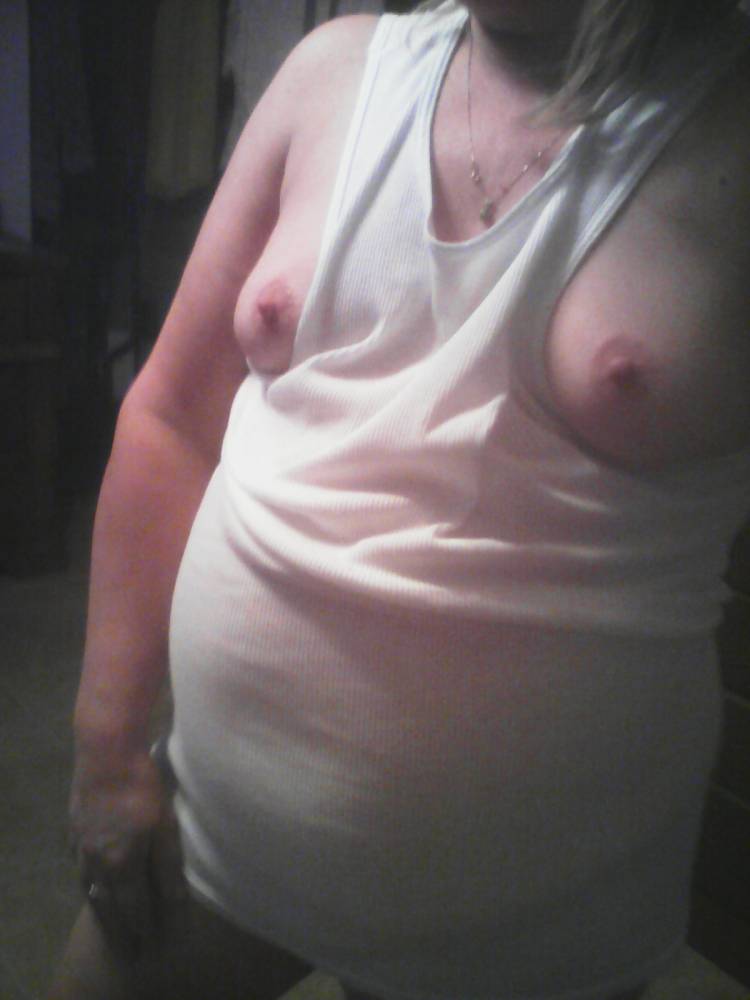 Pic #1 Small tits of my wife - anne