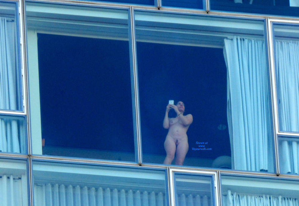 Pic #1I Love NY Part 4 - Voyeur