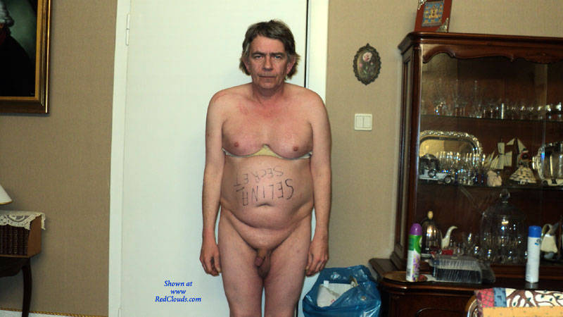 Pic #1M* Horny For Public