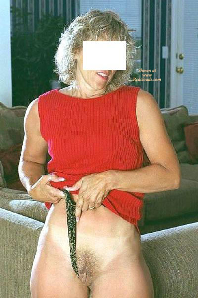 Pic #1Horny Mature