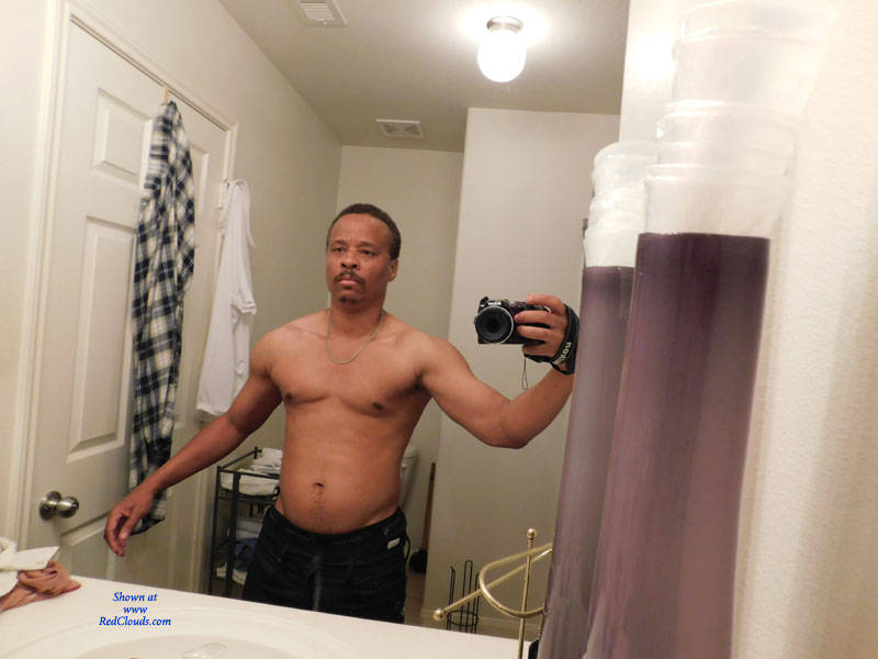 Pic #1M* Wanna Sink Your Claws In My Back?