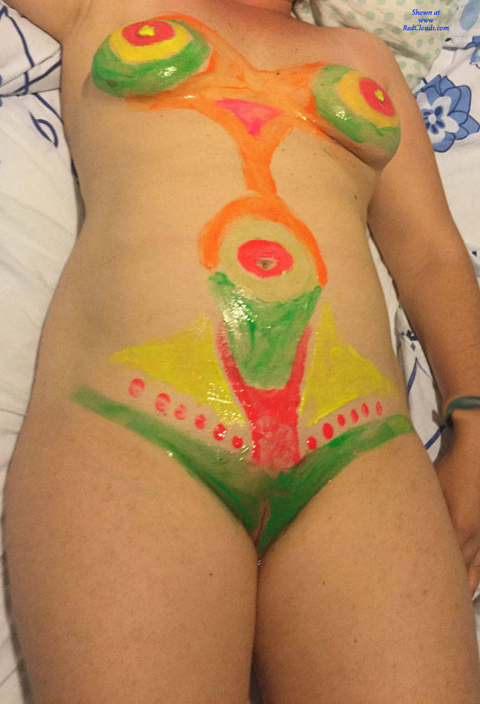 Pic #1 My First Body Painting - Nude Girls, Shaved, Close-ups, Amateur