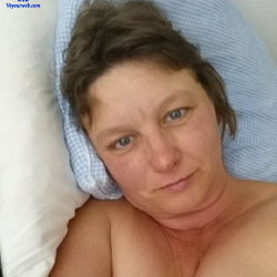 Pic #1 Will You See Me Naked? - Big Tits, Brunette, Amateur