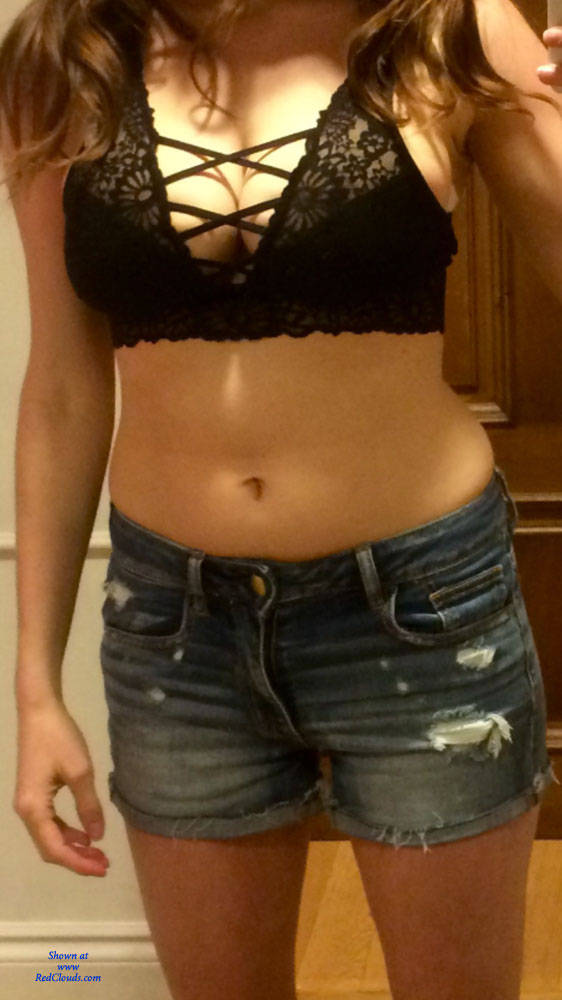 Pic #1Working For It - Big Tits, Wife/wives, Amateur