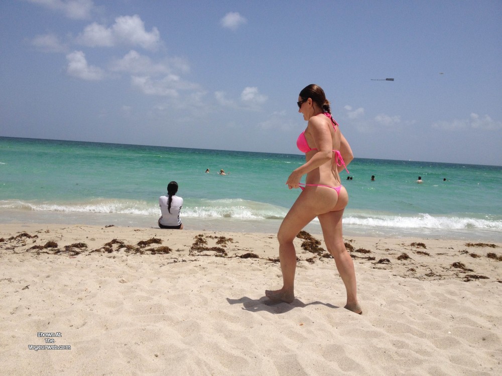 Pic #1 My ass - Henni
