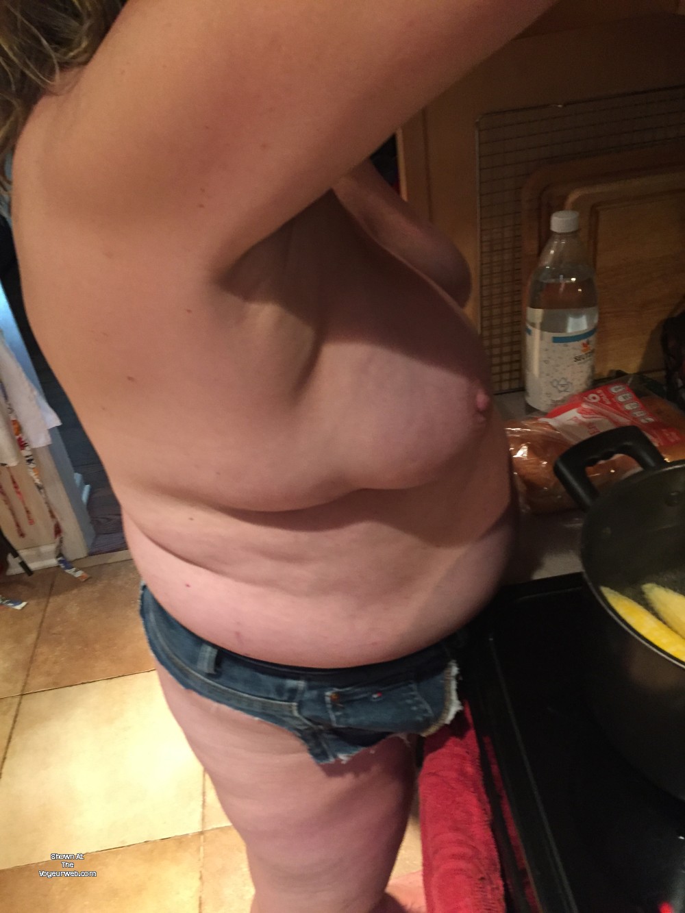 Pic #1 Large tits of my wife - Kimberly