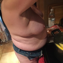 Large tits of my wife - Kimberly