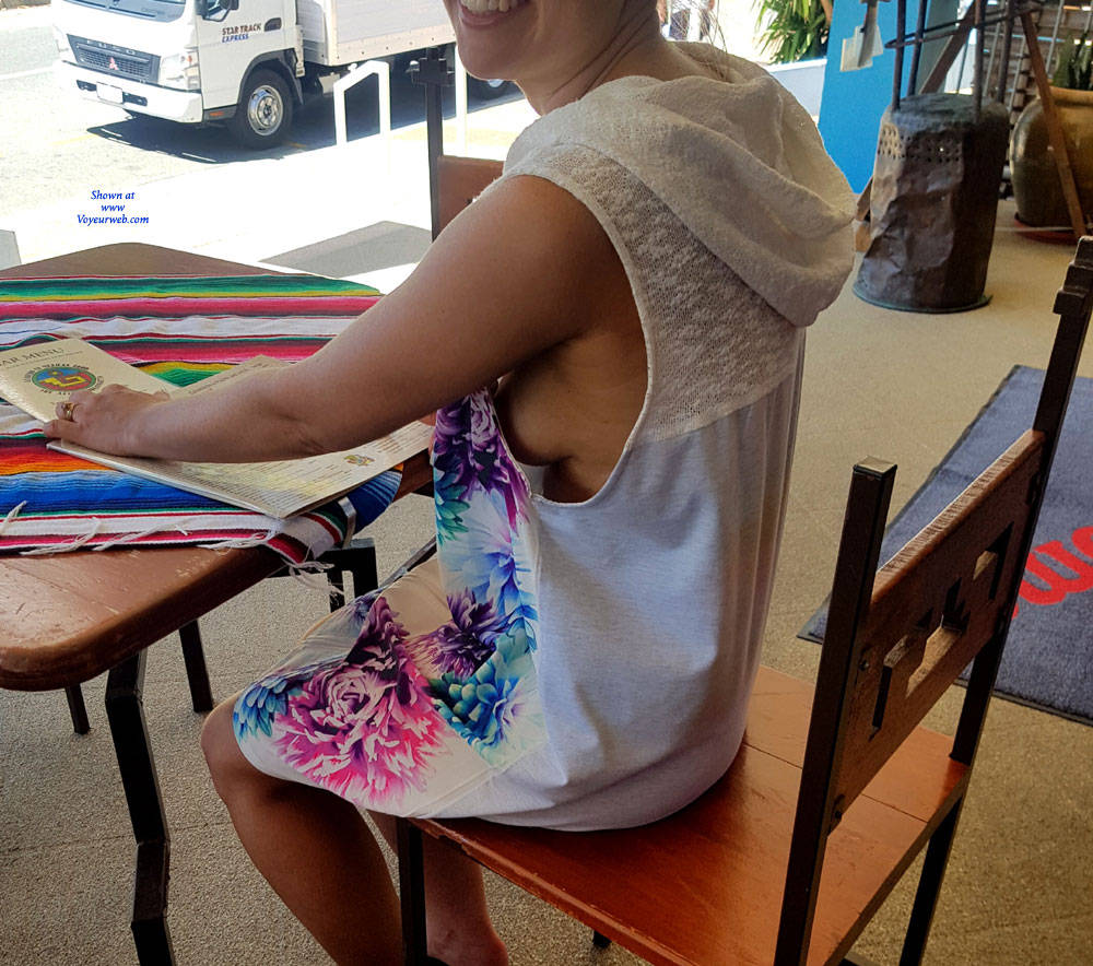 Pic #1Wifey No Bra At Restauraunt - Public Exhibitionist, Flashing, Public Place, Wife/wives, Amateur