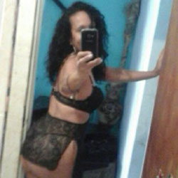 La Amiga Exhibicionista III - Lingerie, Amateur