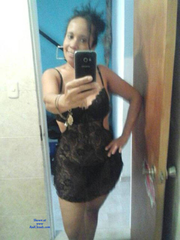 Pic #1La Amiga Exhibicionista IV - Lingerie, Bush Or Hairy, Amateur