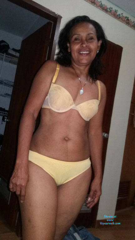 Pic #1La Negrita - Brunette, Lingerie, Amateur