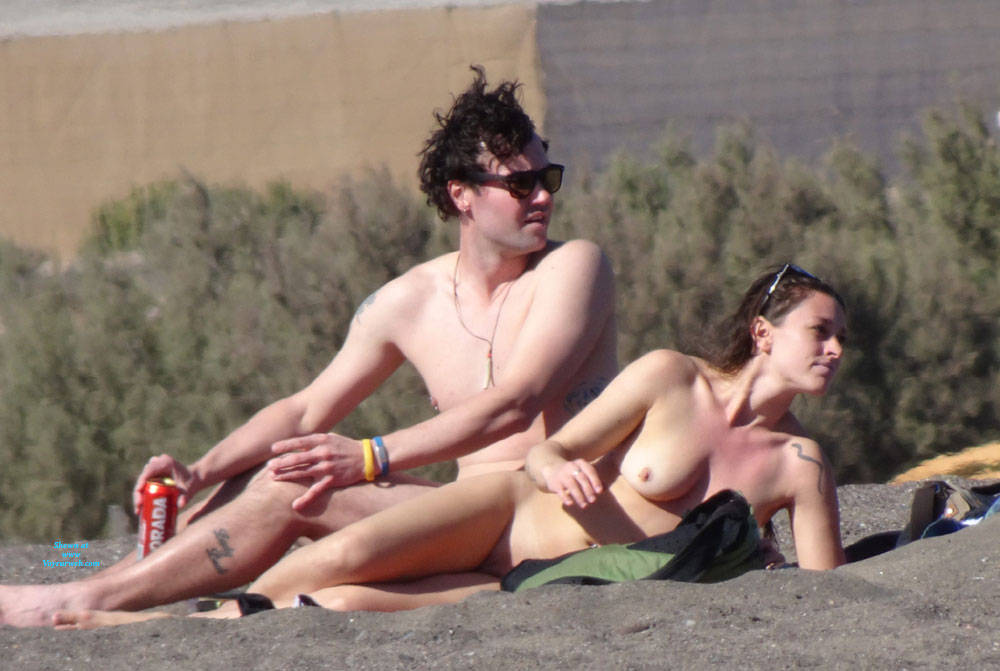 Pic #1Canaries Beach - Beach, Brunette, Outdoors, Beach Voyeur