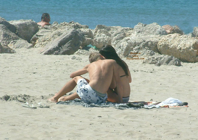 Pic #1 I Love France - Beach Young Lovers